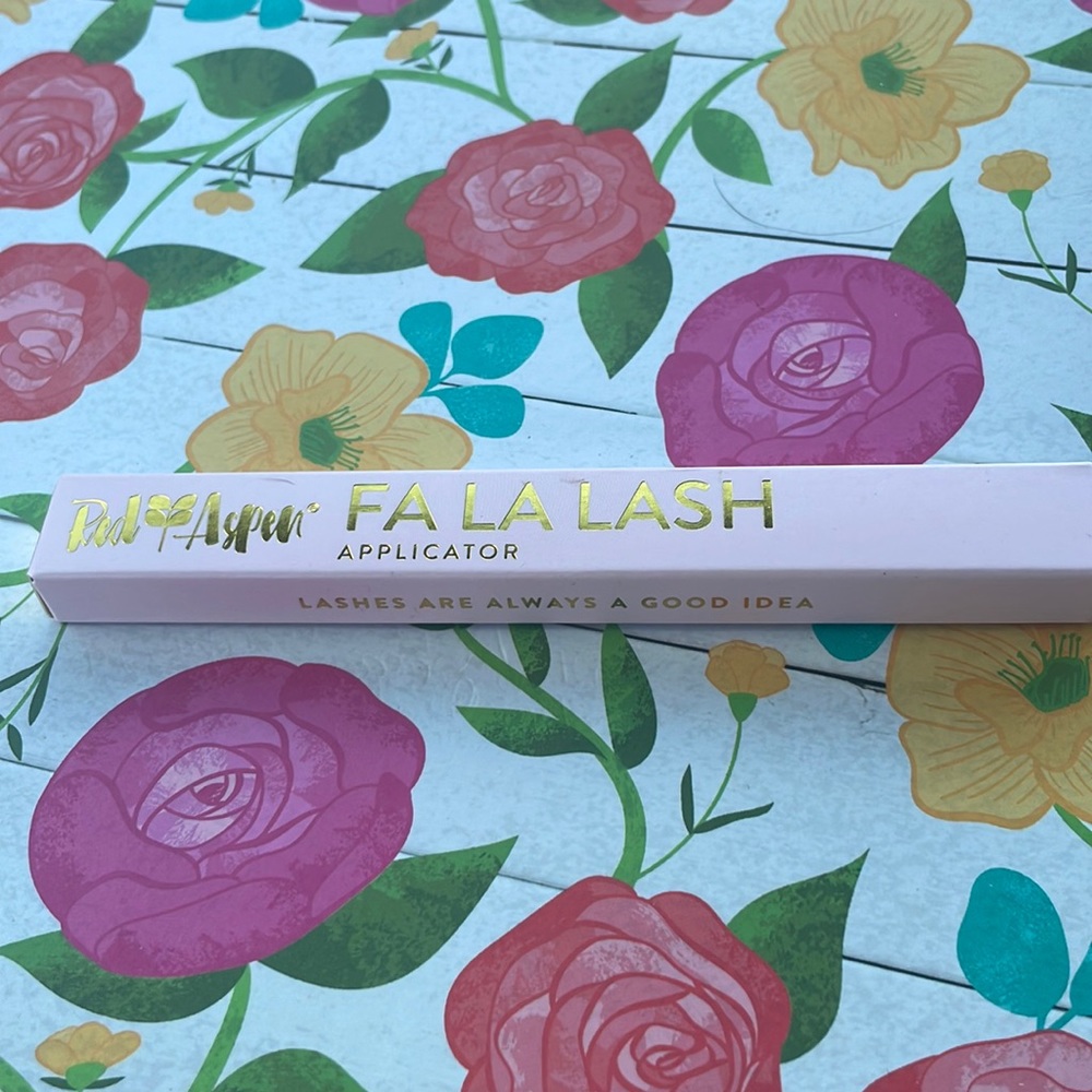 Red Aspen Fa La La Applicator